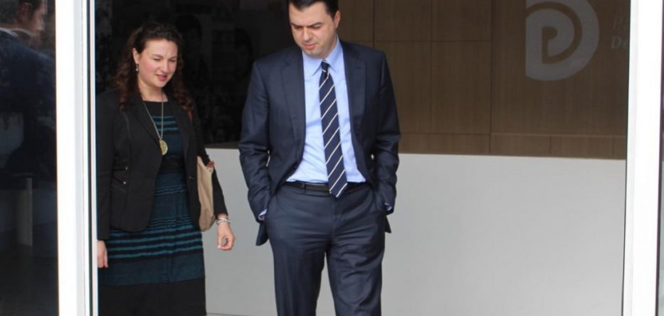 E ngarkuara me punë e Ambasadës Amerikane shkon në zyrën e Bashës