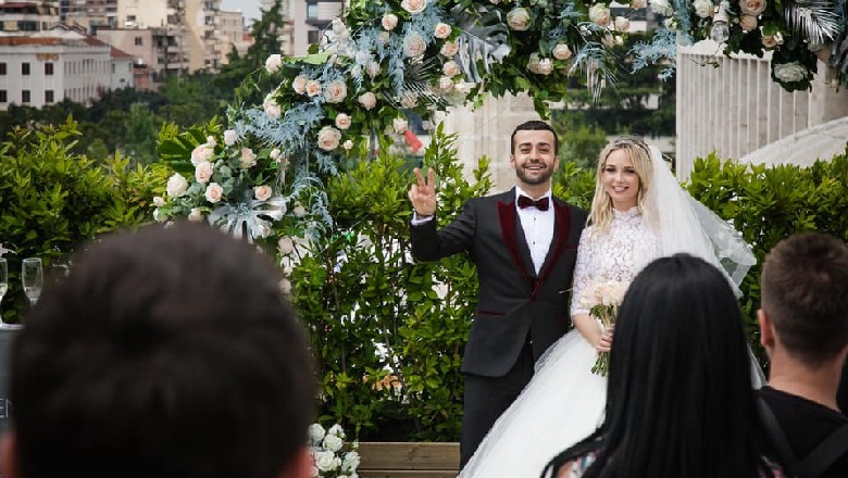 ‘Dashuria nuk njeh moshë’ ! Nuk do ta besoni sa vite diferencë ka Gaz Paja nga bashkëshortja