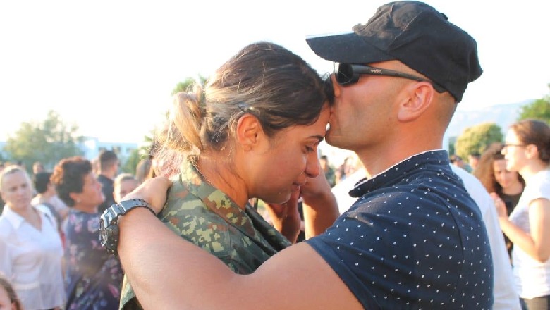 Niset kontigjenti VI shqiptar në Afganistan, në lot vajzat misionare