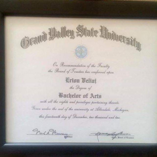 Ish-ministri publikon diplomën e Veliajt: Si mendoni, është origjinale?