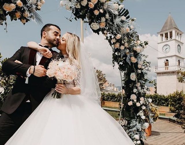 Foto nga dasma përrallore e Gaz Pajës me 300 të ftuar