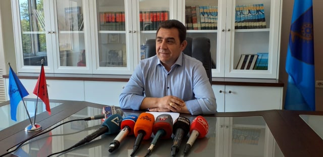 Arrestimet e punonjësve, kreu i bashkisë Pogradec: Të lirohen menjëherë