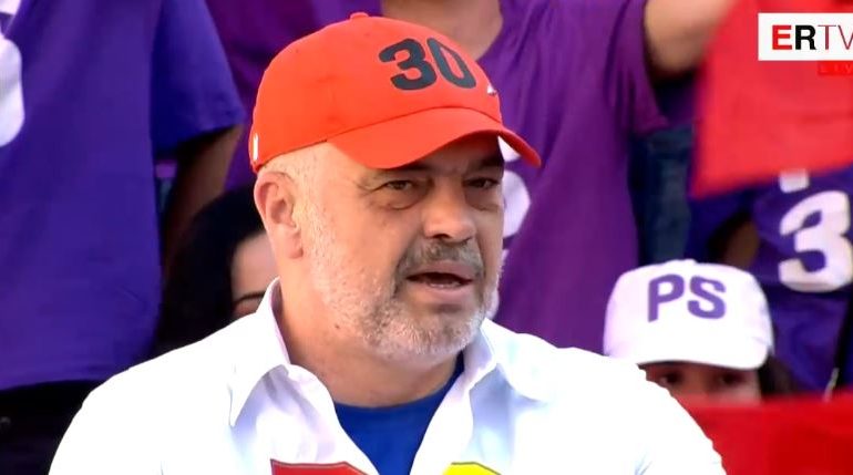 Rama në Kukës: Meta dhe Basha janë rrëzuar