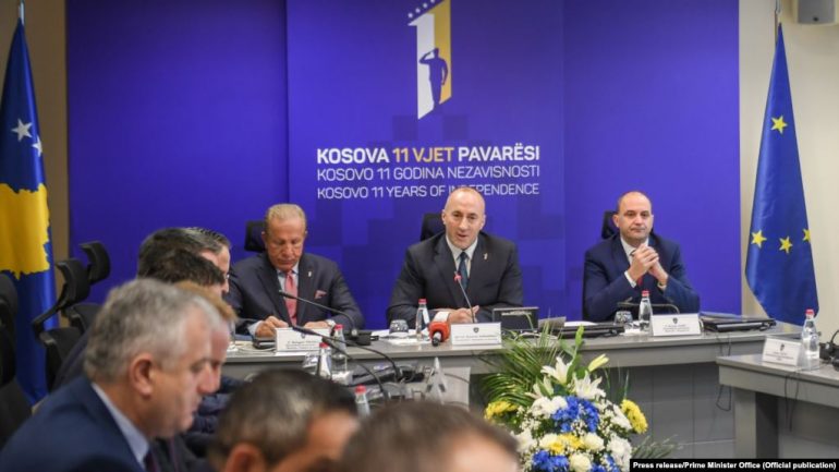 Qeveria e Kosovës tërheq projektligjin për financimin e partive