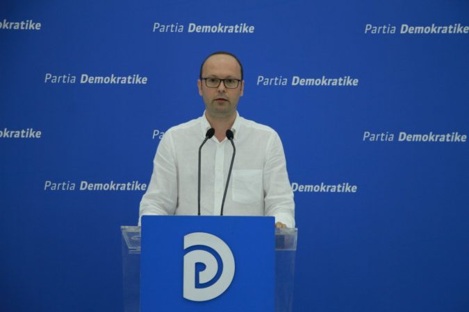 PD: Pjesëmarrja në votime 15%, PS nis mbushjen e kutive