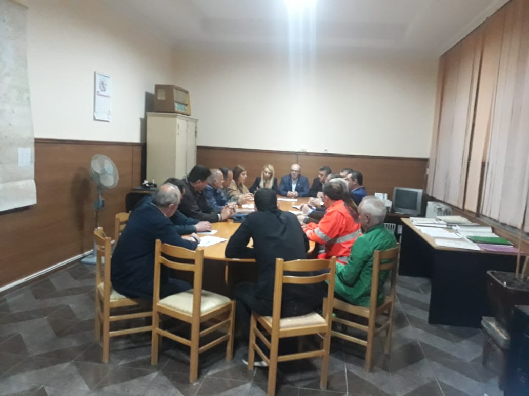 Tërmetet/ Mblidhet Shtabi i Emergjencave Civile në Korçë, ja çfarë u vendos