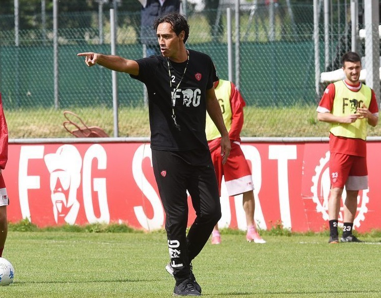 Mbrojtësi legjendar italian merr drejtimin e Frosinones