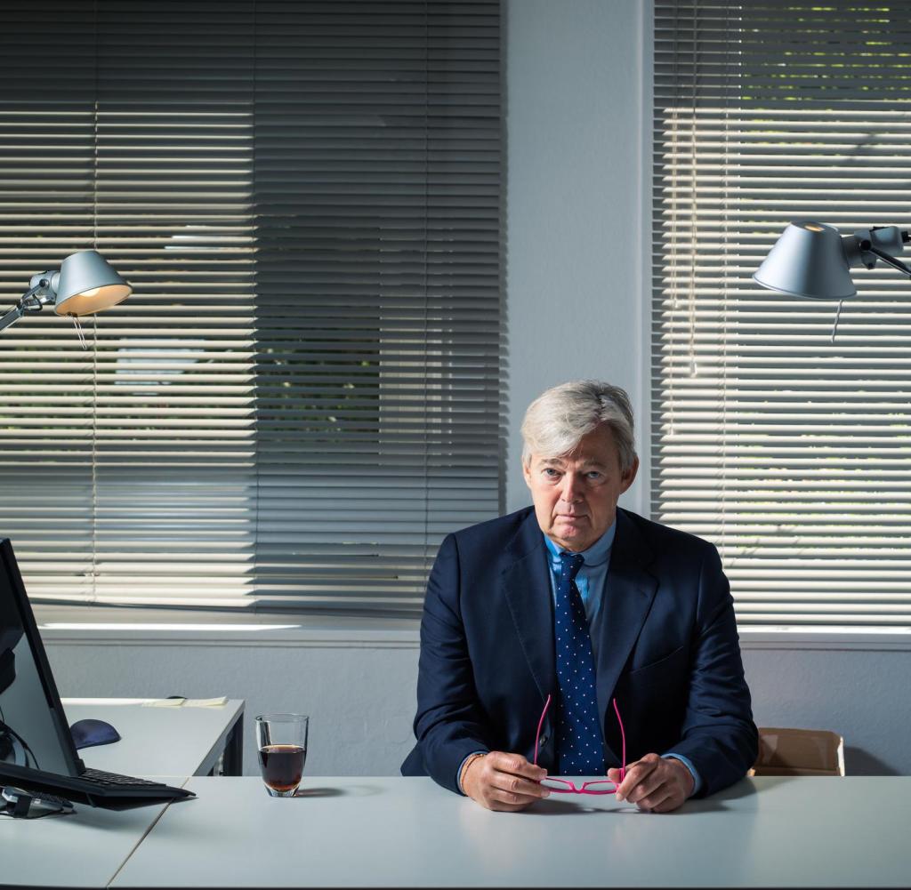 Bombat e Tiede-s, kush është avokati gjerman që mbron Ramën në gjyq