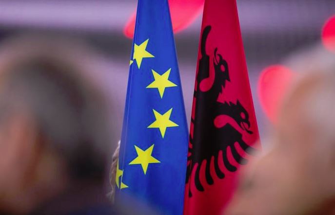 Negociatat e anëtarësimit, sot vendimi për Shqipërinë dhe Maqedoninë e Veriut