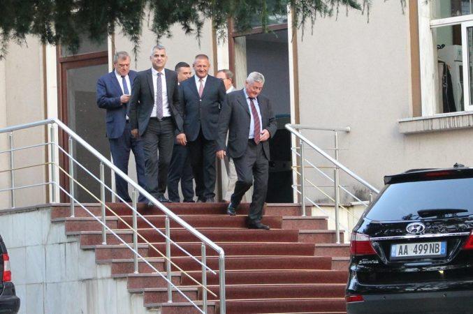 Pas takimit me Metën, Shehi: Nuk ka avancim për çështjen zgjedhore