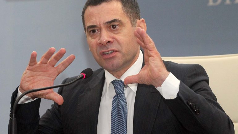 Ahmetaj për përgjimet: Distancohem nga çdo individ që shet votën