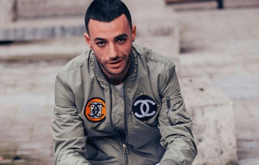 Pas lirimit nga qelia, Stresi paralajmëron fansat