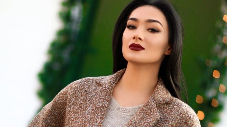 A është bukur të jesh e famshme? Klea Huta i kthen përgjigje fanses