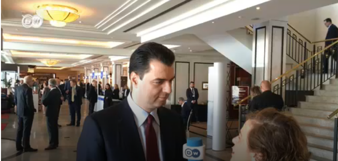 Kriza/ Basha zbulon mesazhin nga Berlini:  Pa zgjidhjen e krizës, nuk ka negociata