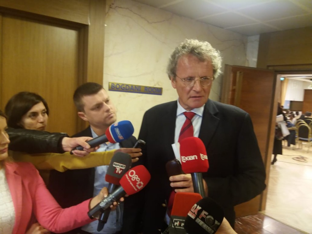 Anulimi i zgjedhjeve dhe shkarkimi i Metës nga PS, flet ambasadori Borchard