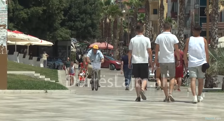 Shqipëria “fik” trurin, numrin më të ulët të shkencëtarëve në rajon