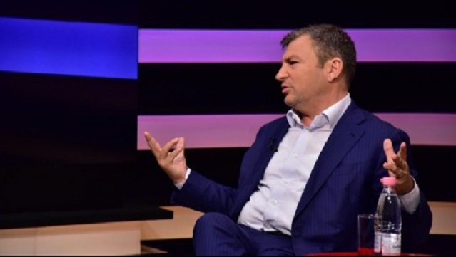 Dako: Agron Duka ka lëvizje mendore. Ndërroi 4-5 parti në 10 vjet dhe në Durrës nuk ngriti dot as një shtab elektoral