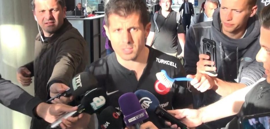 E turpshme, furçë dhëmbësh në vend të mikrofonit dhe 3 orë pritje në aeroport, Islanda çmend Turqinë!