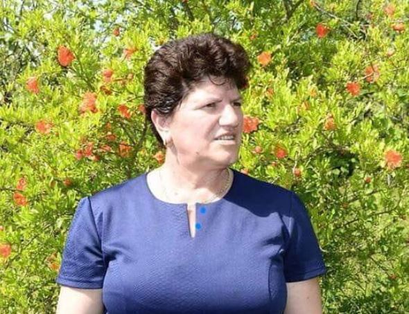 Kryetarja e PD-së pasi i dogjën makinat: Sulm politik, kam frikë për jetën