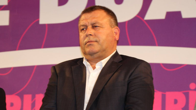 Përgjimet/ Deputeti i Shijakut: Krenar për punën si shofer. Biseda e vëllait me Astritin para kandidimit