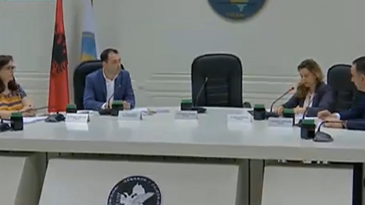 KQZ rrëzon Metën: Zgjedhjet do bëhen më 30 qershor!