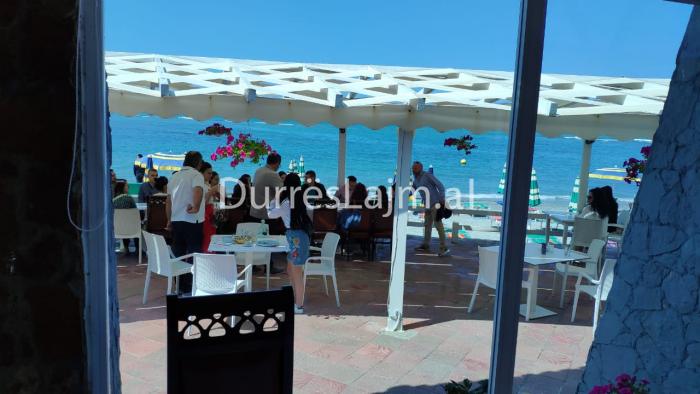 Patozi mbledh BD-në e Durrësit, hap fushatën në lokal (FOTO)