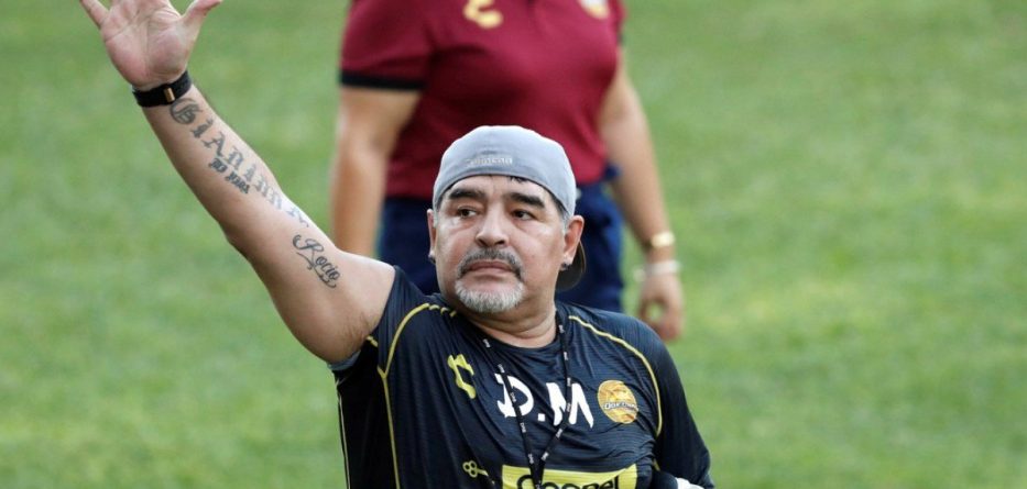 Maradona përgënjeshtron gazetarët