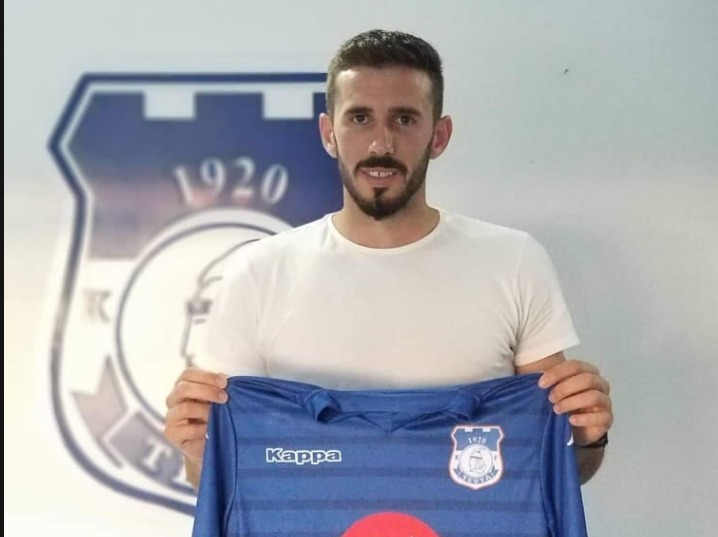 Pas largimeve, vijnë afrimet/ Teuta prezanton qendërmbrojtësin Rustem Hoxha