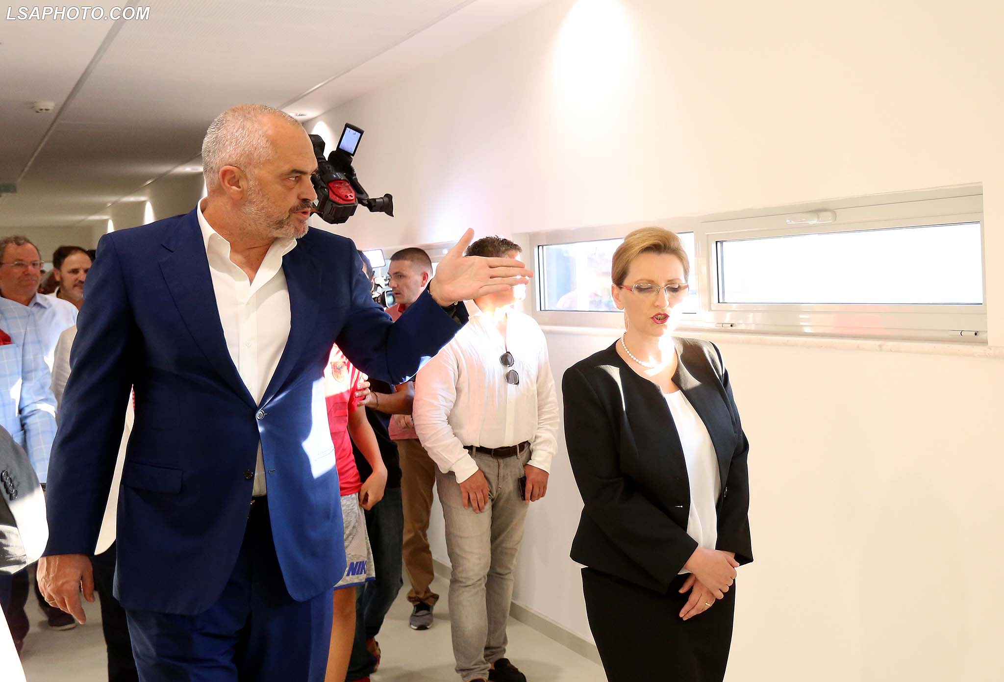 Rama shkon për miting në Shkodër, Voltana Ademi nuk i miraton lejen: Do përdorim policinë bashkiake