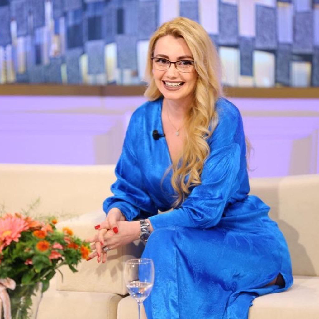 Spikerja e njohur mbesë e Mesila Dodës: U rrita me tezen, nëna më vdiq kur isha 3 vjeçe