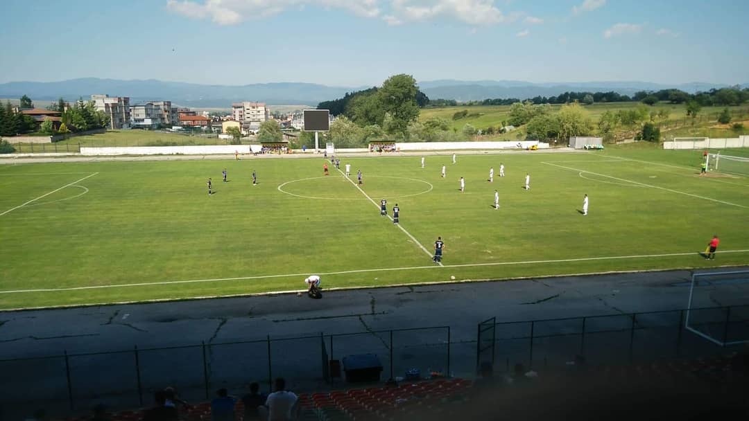 Shkëlqen Busic, Teuta mposht thellë Akademinë Pandev