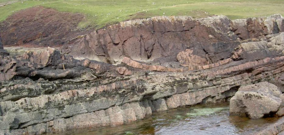 Zbulohet në det krateri i një objekti qiellor
