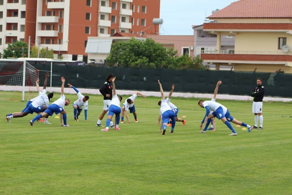 Teuta zbret në fushë, priten surpriza në merkato