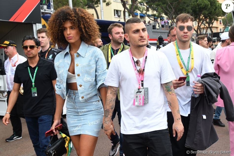 Verrati braktis gruan dhe 2 fëmijët për kamarieren superseksi