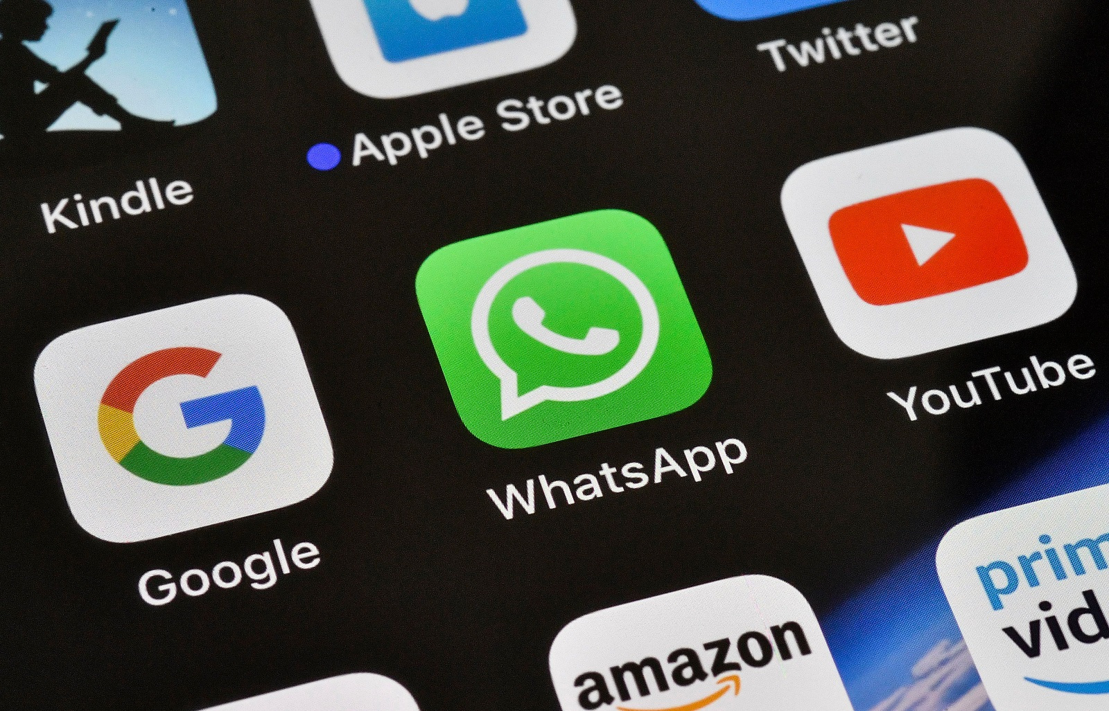 Kujdes! WhatsApp ju dërgon në gjykatë…