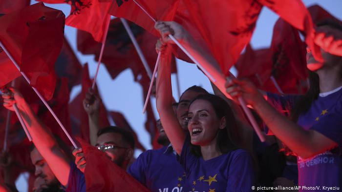 DW: Zgjedhjet po zhvillohen në një atmosferë tensioni