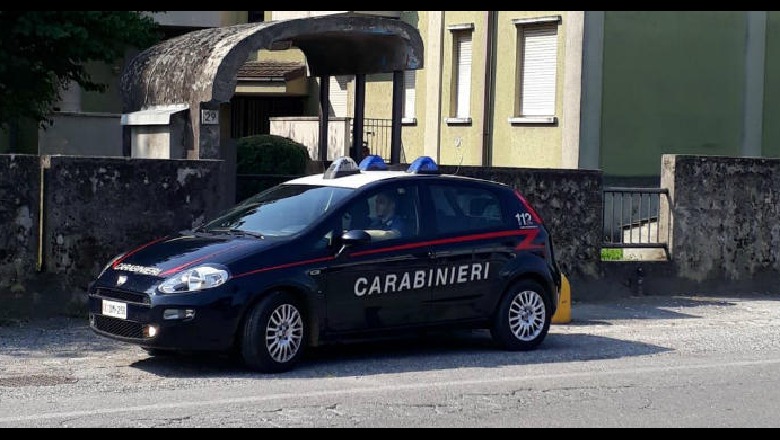 Itali, shqiptari kërcënon me thikën e bukës gruan dhe rreh tre vajzat