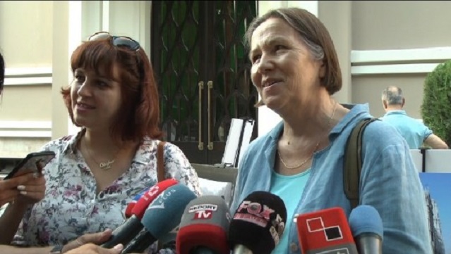 Ambasadorja franceze: Shqipëria nuk është duke u djegur