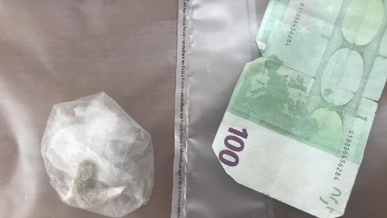 Arrestohet 22-vjeçari me heroinë e para të falsifikuara