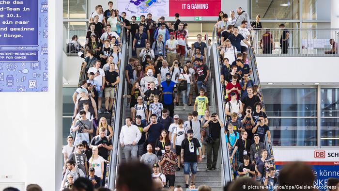 DW zbulon shifrat: Sa shqiptarë ikën në Gjermani gjatë 2018-s