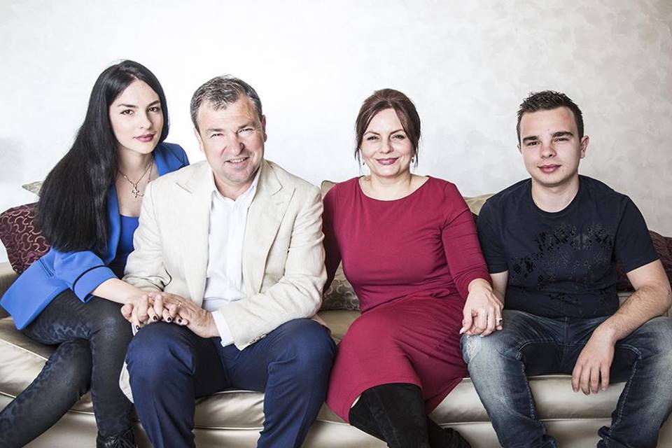 VOA: Vangjush Dakos dhe familjes së tij i ndalohet hyrja në SHBA