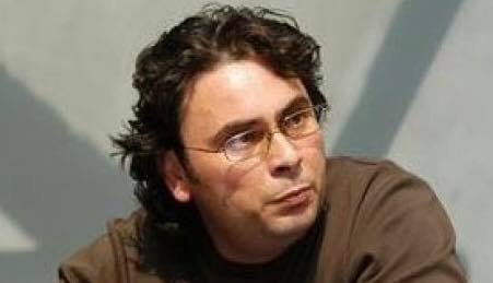 “Qartë dhe shqip, duhet një godinë e re”, Rama nxjerr mesazhin e regjisorit Altin Basha