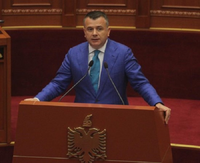 Balla paralajmëron Presidentin Meta për reformën në drejtësi