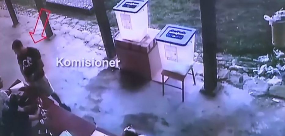 30 qershori/ Denoncimi i PD-së: Si i mbushi me vota kutitë komisioneri (VIDEO)