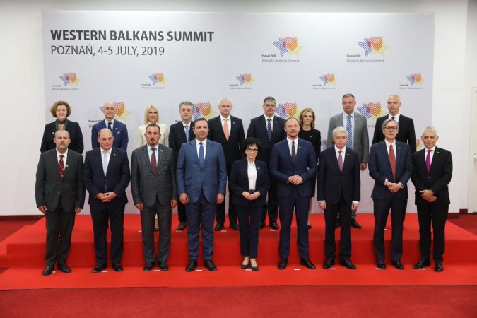 Lleshaj në Poloni, takime me homologët në Samitin e Poznanit