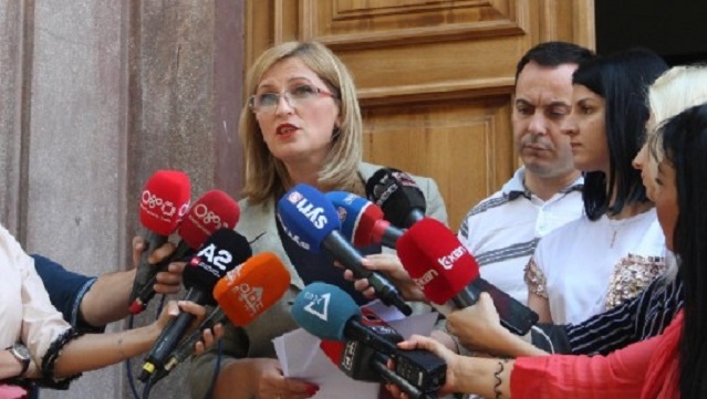 Voltana Ademi dorëzon padinë në gjykatë: 30 qershori antikushtetues