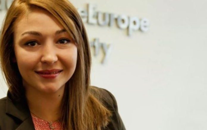 Kapet me kokainë vajza e akademikut, ish-këshilltarja e presidentes