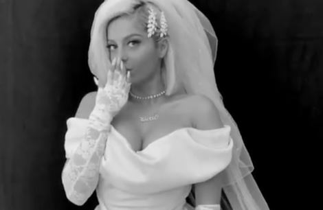 Martohet Bebe Rexha?!