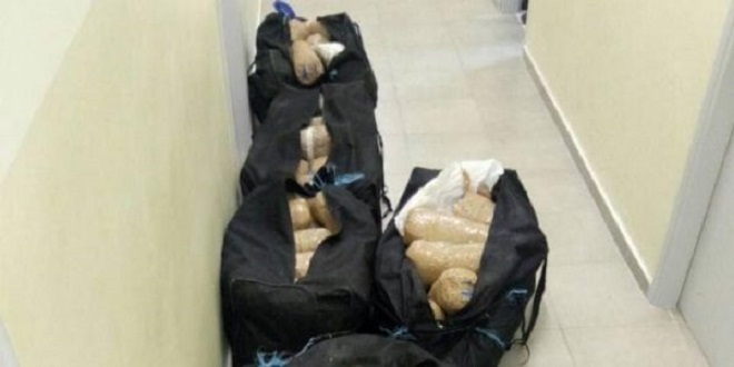 Drogë në kufirin greko-shqiptar, policia rrethon zonën