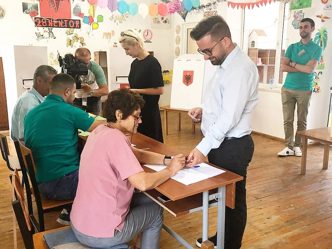 Aktori Erion Isai bëhet kryebashkiak, tregon rezultatin